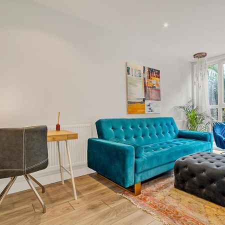 Homely 1Bed Apartment Vauxhall 런던 외부 사진