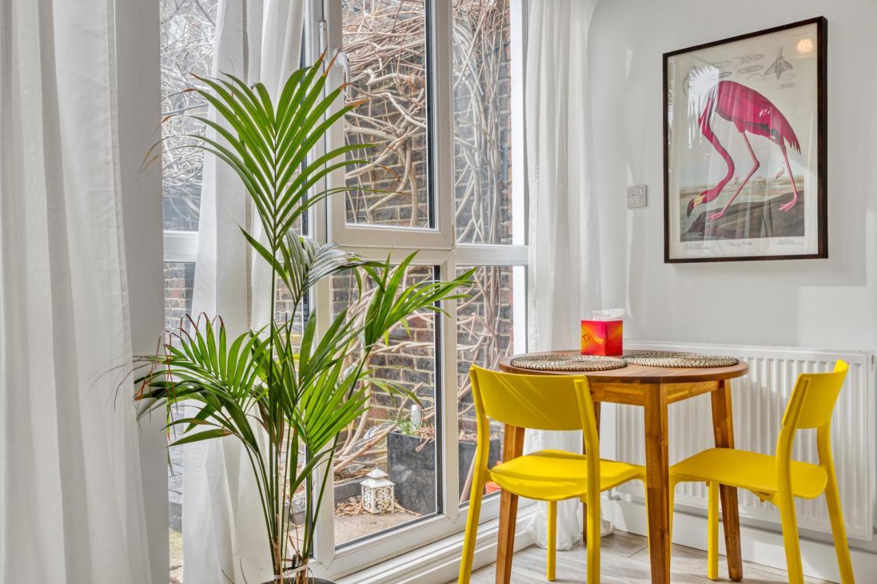 Homely 1Bed Apartment Vauxhall 런던 외부 사진