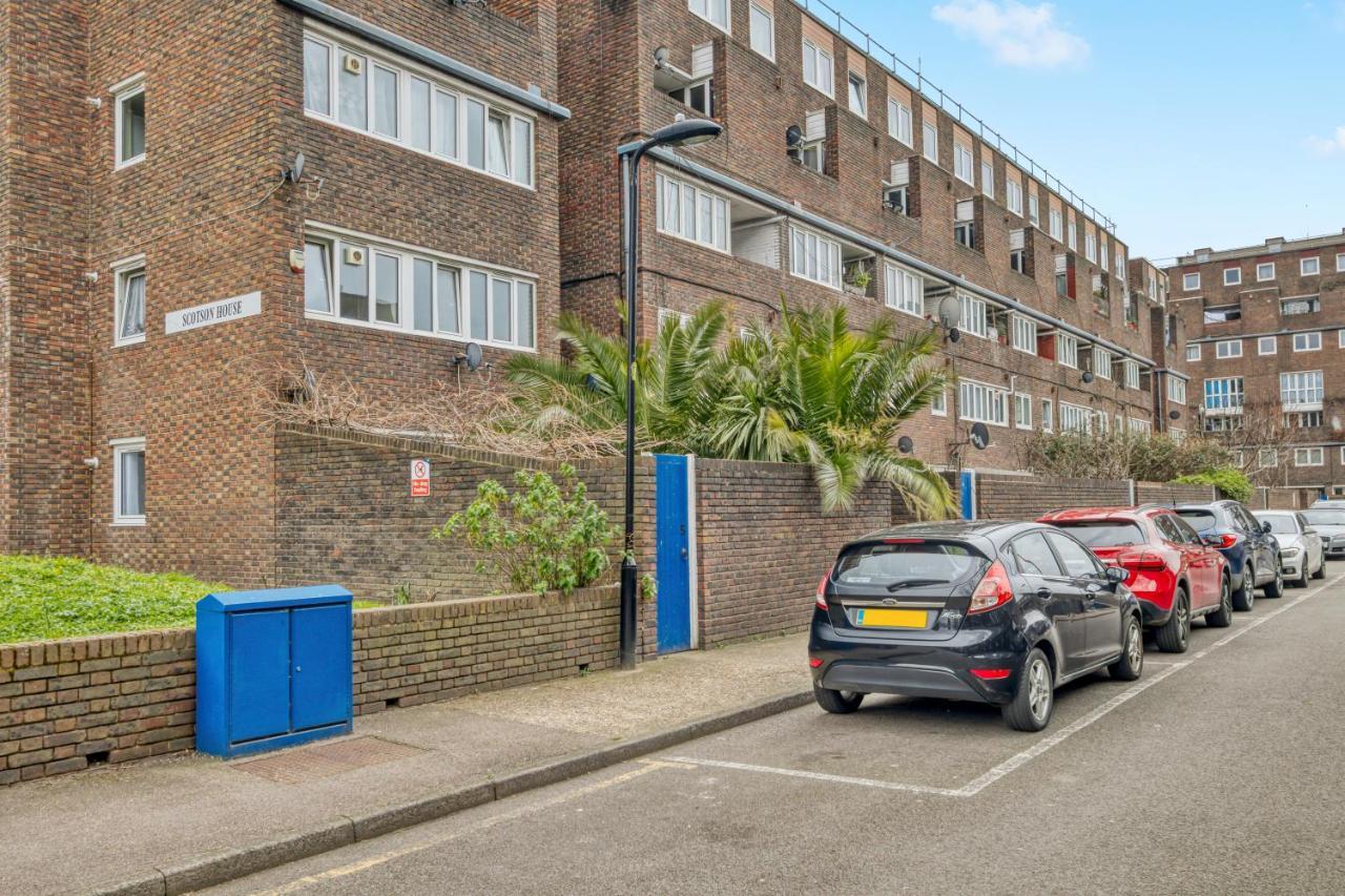 Homely 1Bed Apartment Vauxhall 런던 외부 사진